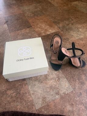 Daisy Fuentes Black Heeled Sandals with Rose-Gold Accent Straps